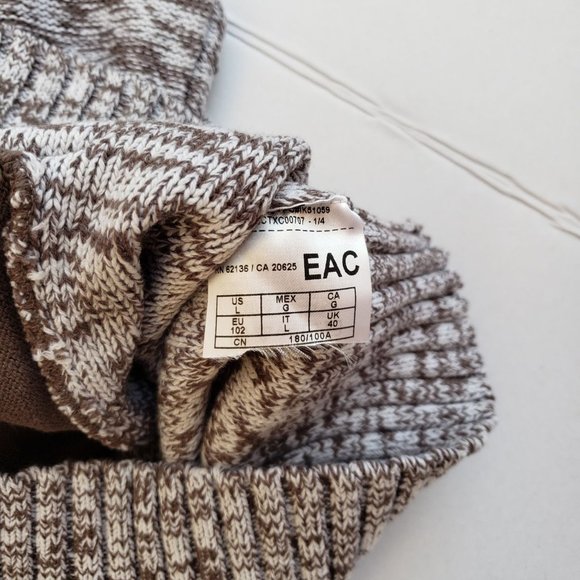 New GUESS Men's Drian Mock-Neck Zip Sweater - Picture 9 of 10